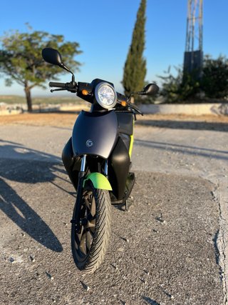 2 Torrot Muvi electrica
