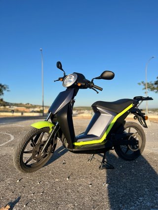 2 Torrot Muvi electrica