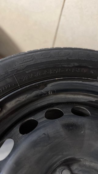 Llantas de tapacubo con neumaticos 185/65/15 88T