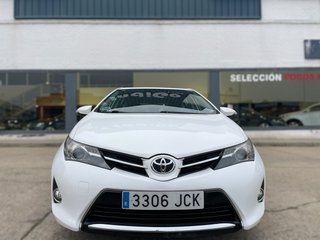 Toyota Auris 2015 2.0 D-4D , 124 CV