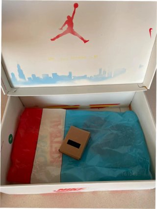 Jordan 1 Low Trophy Room Talla 42