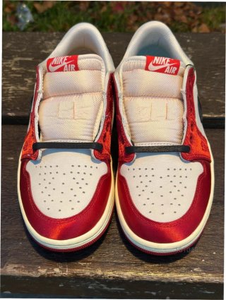 Zapatillas Jordan AJ1 Low Talla 42