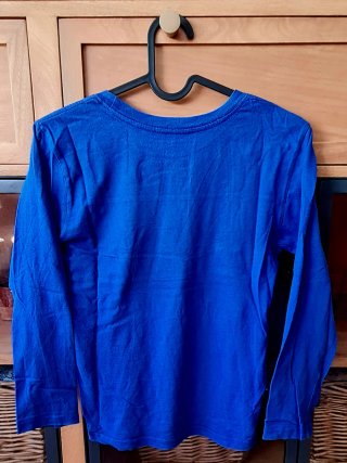2 Camisetas Nautica 7 años aprox.