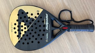 Bullpadel Hack 04 Premier 2025 Paquito Navarro