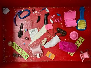 Lotto 11 Barbie + 2 Ken + 3 Bambole e Accessori