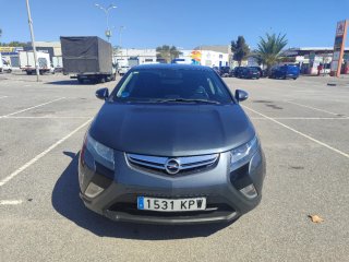 Opel Ampera 2013