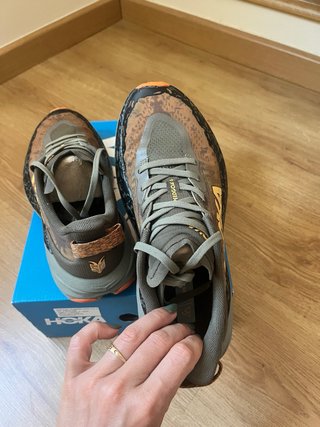 Hoka Speedgoat 6 Trail Running