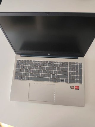 Portátil HP 15-fc0149ns NUEVA