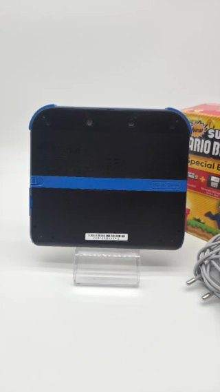 Nintendo 2DS Super Mario Bros. 2 Edition