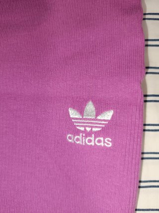Mallas cortas Adidas rosas