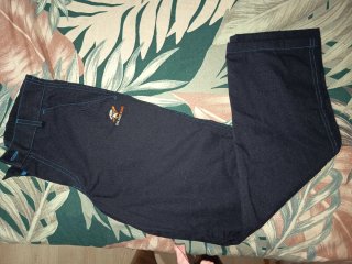 Pantalones de chándal y pantalón de vestir colegio