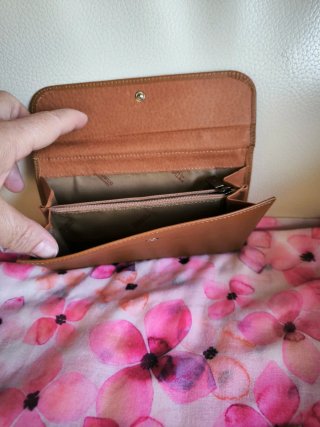 Cartera Petusco Piel Beige y Marrón