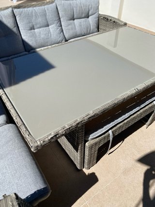Conjunto mesa y sillones terraza material plastico