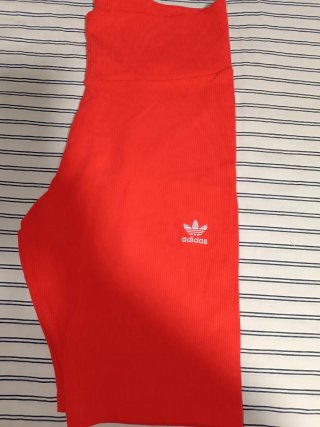 Mallas cortas Adidas rojas