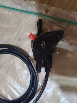 Frenos Shimano MT401