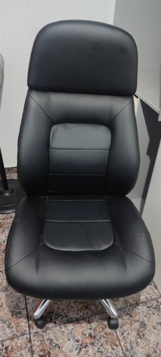 Silla de oficina ejecutiva piel negra