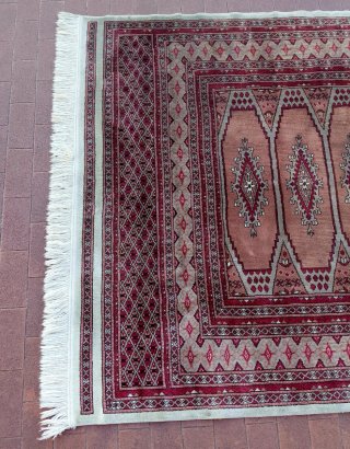 Tappeto vintage beige e rosso