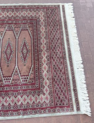 Tappeto vintage beige e rosso