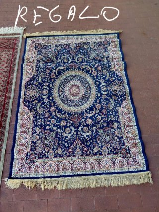 Tappeto vintage beige e rosso