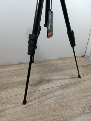 TRÍPODE MANFROTTO COMPACT (MKC3-H01)