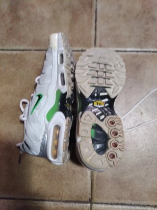 Sneakers Nike TN Bianche e Verdi