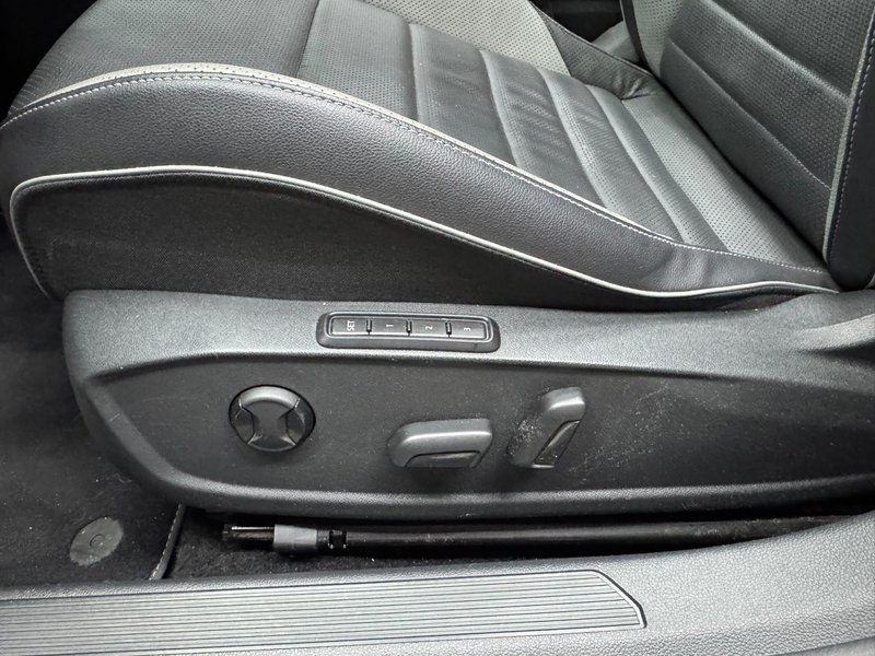 Volkswagen Golf 2022, foto 10