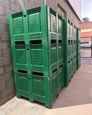 Palets Plástico Apilables Verdes