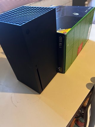 Xbox Series X + 2 Juegos + Mando + Kit Carga Juega