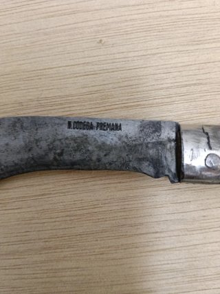 Cuchillo de vendimia M. Codega Premana