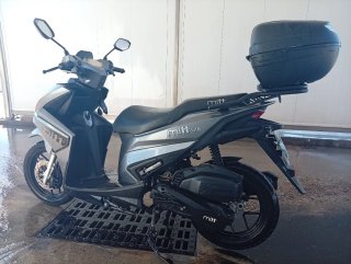 Scooter 125cc gris