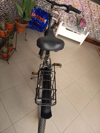 Bicicleta Paseo B'twin Negra