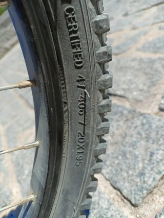 Bicicleta infantil Rockrider rueda 20''. 6 marchas