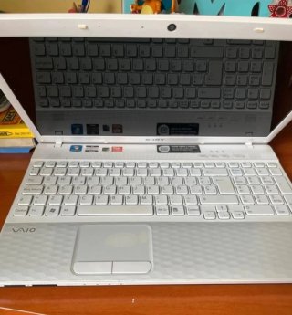 Portátil Sony Vaio 15 Pulgadas como nuevo