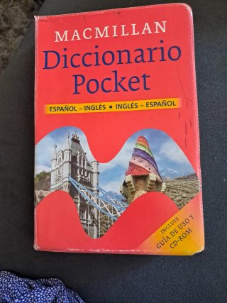MacMillan Diccionario Pocket Espaol/Ingles Ingl...