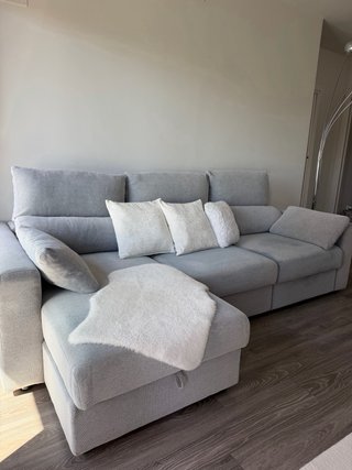 Sofá 3 plazas con chaiselongue gris