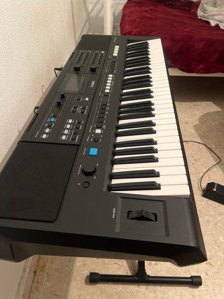 Yamaha PSR-E463 Teclado Portátil.