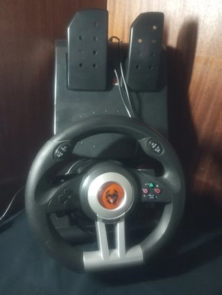 Volante Gaming Krom K-WHEEL con Pedales