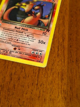 Dark Charizard 21/82 Team Rocket Carta Pokémon