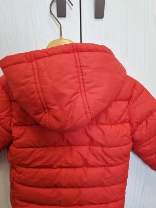 Piumino rosso 18 mesi con cappuccio