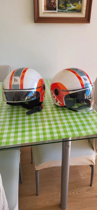 Casco Jet MT uno talla M y otro talla L