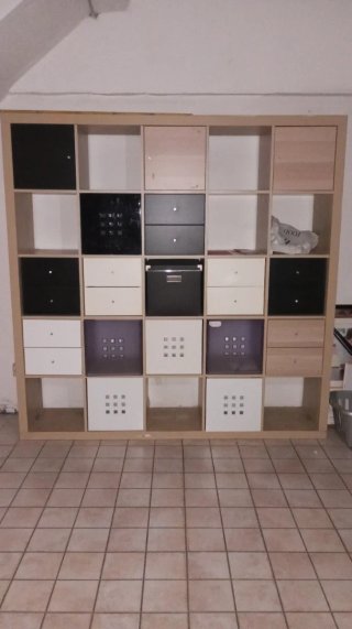 Arredamento ufficio/ spazio espositivo completo