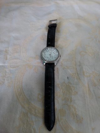 Orologio Guess donna cinturino nero e quadrante