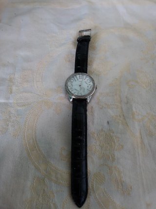 Orologio Guess donna cinturino nero e quadrante