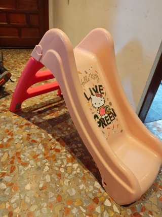 Tobogán infantil Hello Kitty rosa