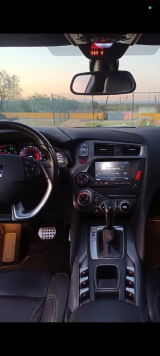 DS 5 2015 180cv