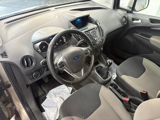 Ford E-Tourneo Courier 2017