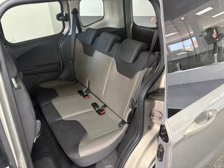 Ford E-Tourneo Courier 2017