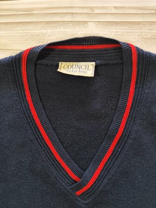 Jersey Hombre Azul Marino Geométric V Neck Talla L