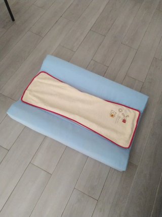 Colchoneta cambiador bebé azul
