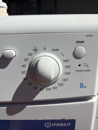 Secadora Indesit IDC85